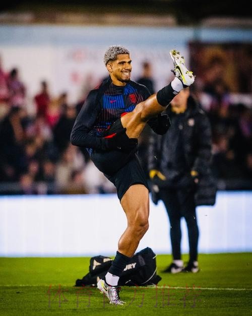 记者:阿劳霍无过激行为只停赛一场 可参加国家德比 记者:阿劳霍无过激行为只停赛一场 可参加国家德比